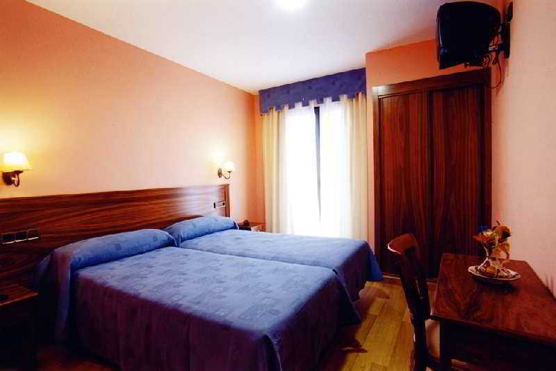 Hotel Los Templarios Ponferrada Εξωτερικό φωτογραφία