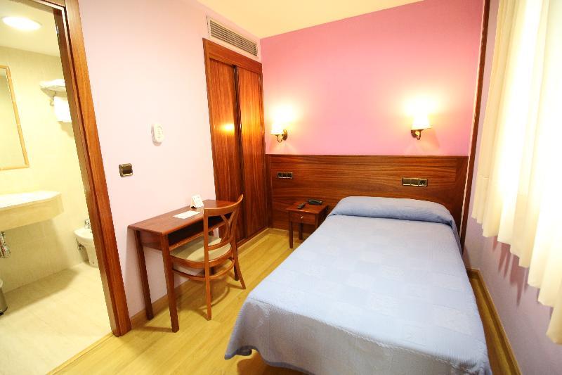 Hotel Los Templarios Ponferrada Εξωτερικό φωτογραφία