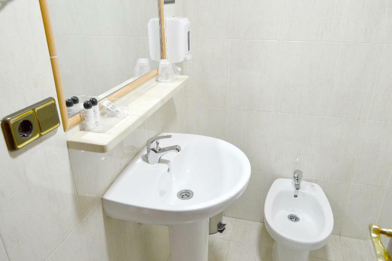 Hotel Los Templarios Ponferrada Εξωτερικό φωτογραφία
